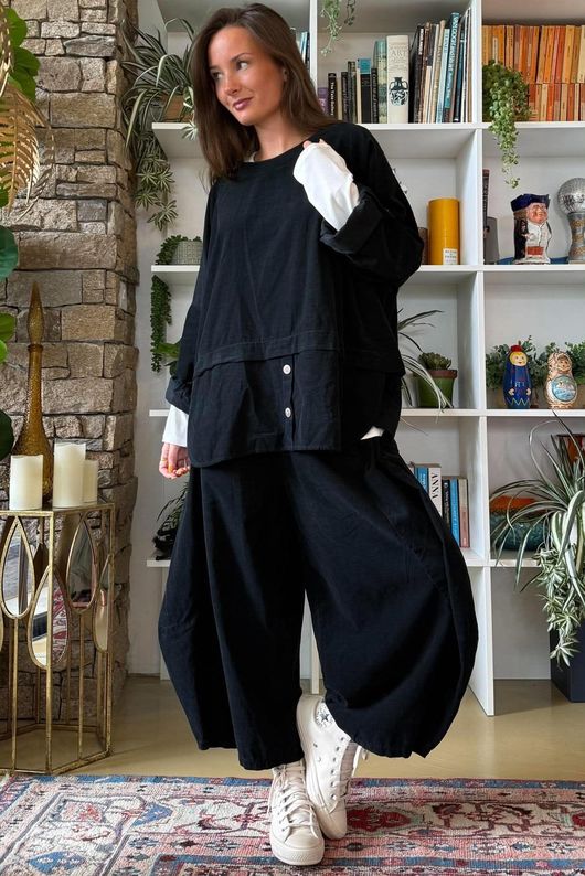 Bateau Needlecord Lazy Layer Top Black